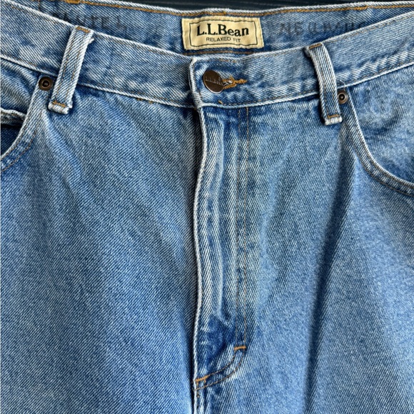 L L Bean Relaxed Fit Jeans Men’s 35x30 Wash Cotton Classic Denim Vintage USA - Picture 3 of 11